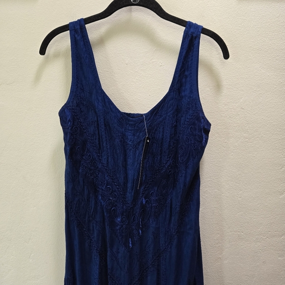 Holy Clothing Ena Maxi Dress - Picture 6 of 9